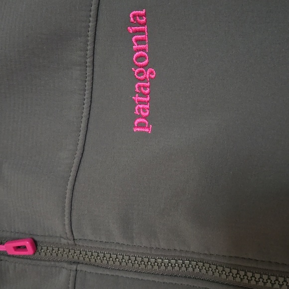 Patagonia Shell Jacket - Picture 2 of 9